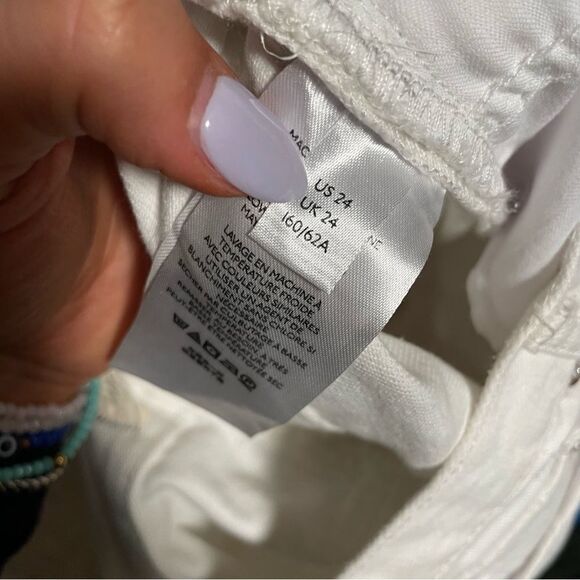 Free People Maggie Mid Rise Straight Optic White Distressed Jeans- Size 24 - Picture 9 of 10